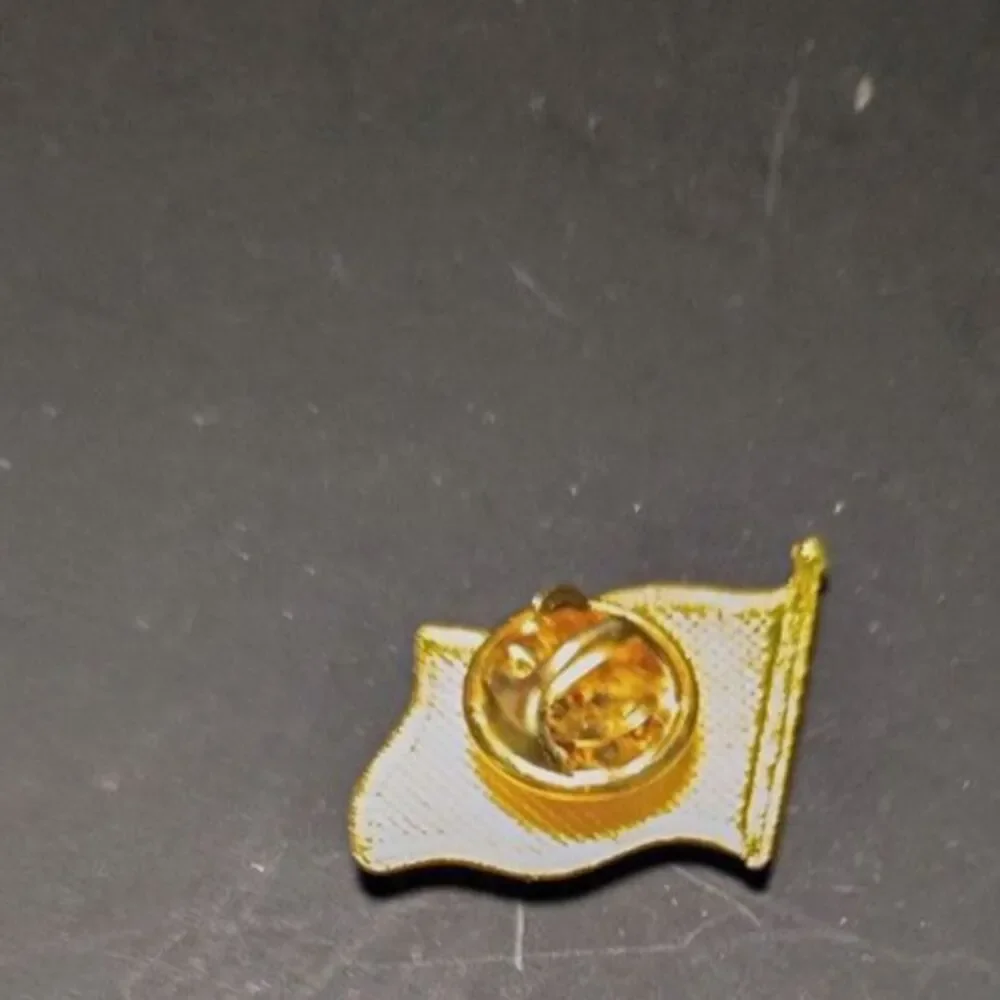 American Flag & Eagle Gold Lapel Pin - Vintage Patriotic Hat Pin